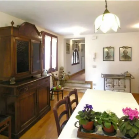Apartament Walk On The Water ✧ 5 Minutes To Rialto Bridge *